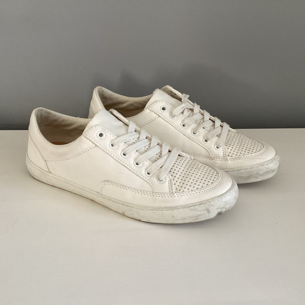 Banana Republic White Sneakers size 8 - Picture 3 of 7